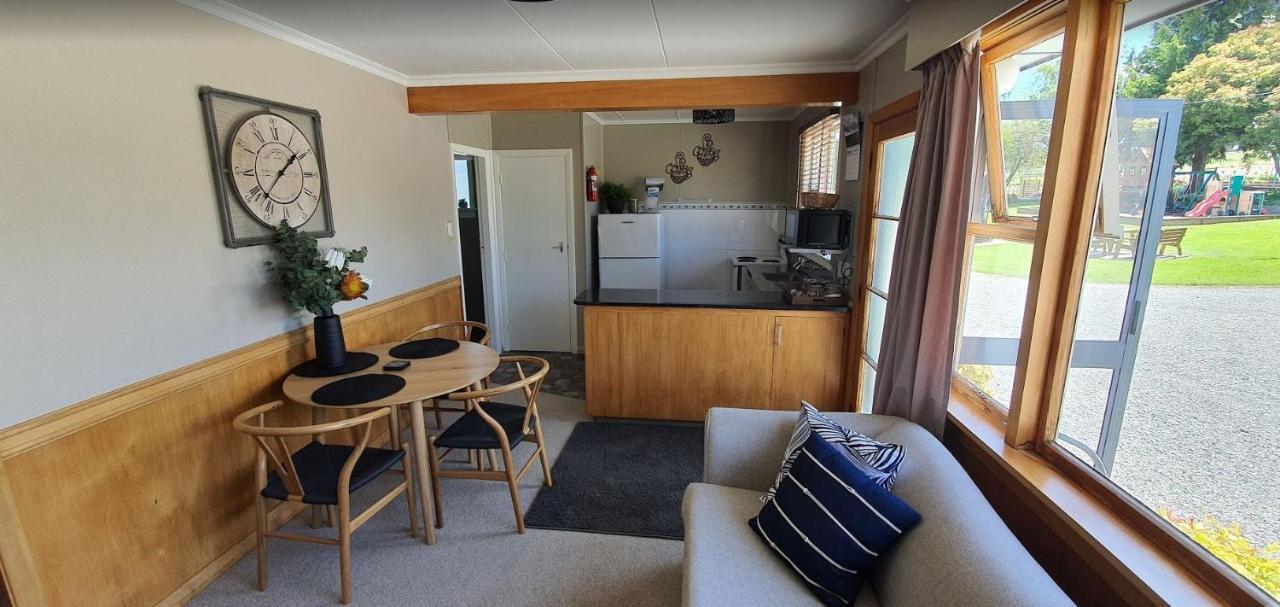 Roxburgh Clutha Gold Top 10 Holiday Park ภายนอก รูปภาพ