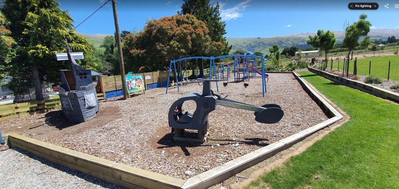 Roxburgh Clutha Gold Top 10 Holiday Park ภายนอก รูปภาพ